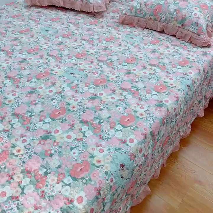 91家纺网 家纺一手货源 找家纺 暖居 2024新款纯棉绗缝夹棉榻榻米支持定制防滑全棉印花小碎花农村大炕盖三件套系列 安娜公主
