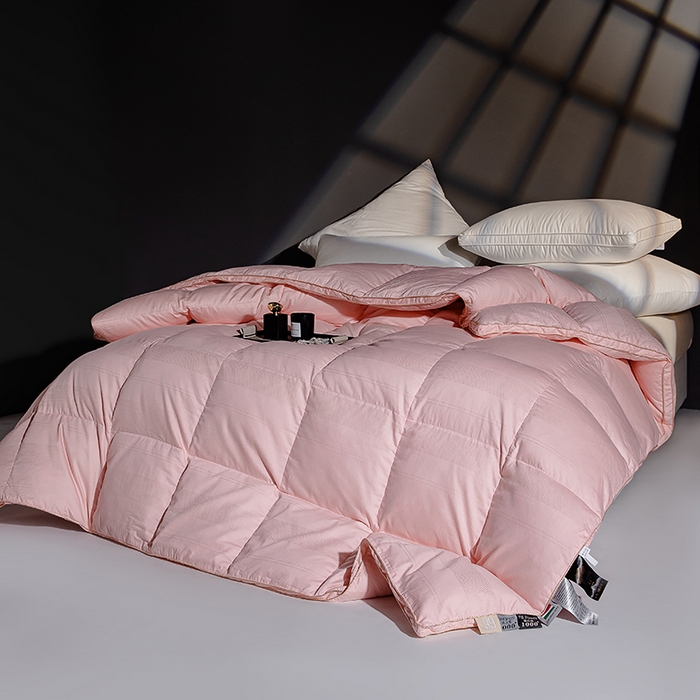 91家纺网 家纺一手货源 找家纺 御眠纺羽绒被壳 厂家直销双层全棉提花羽绒被壳自充绒淘宝京东双层防绒羽绒被壳 南西豆沙