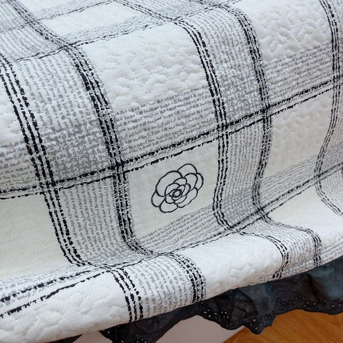 91家纺网 家纺一手货源 找家纺 暖居 2024新款纯棉绗缝夹棉榻榻米支持定制防滑全棉印花小碎花农村大炕盖三件套系列 小香格子