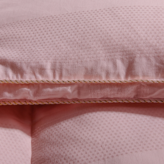 91家纺网 家纺一手货源 找家纺 御眠纺羽绒被壳 厂家直销双层全棉提花羽绒被壳自充绒淘宝京东双层防绒羽绒被壳 南西豆沙