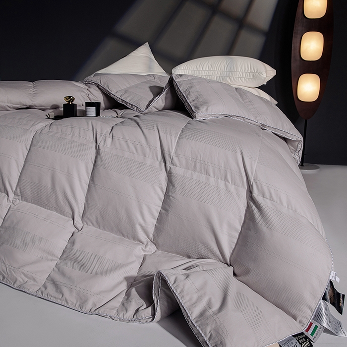 91家纺网 家纺一手货源 找家纺 御眠纺羽绒被壳 厂家直销双层全棉提花羽绒被壳自充绒淘宝京东双层防绒羽绒被壳 南西灰