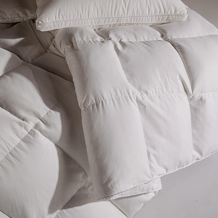 91家纺网 家纺一手货源 找家纺 御眠纺羽绒被壳 厂家直销双层全棉提花羽绒被壳自充绒淘宝京东双层防绒羽绒被壳 南西白