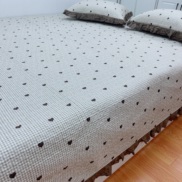 91家纺网 家纺一手货源 找家纺 暖居 2024新款纯棉绗缝夹棉榻榻米支持定制防滑全棉印花小碎花农村大炕盖三件套系列 雅格