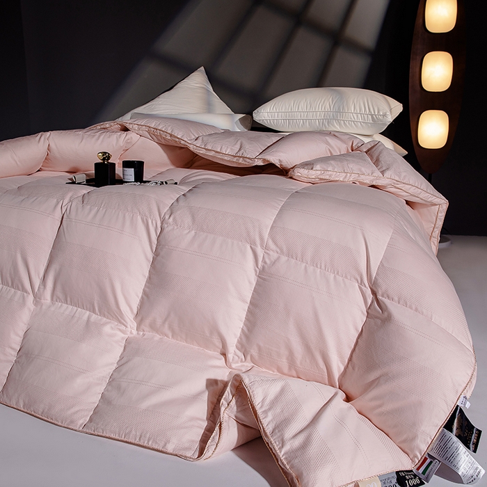 91家纺网 家纺一手货源 找家纺 静若居羽绒被壳 厂家直销双层全棉提花羽绒被壳自充绒淘宝京东双层防绒羽绒被壳 南西粉