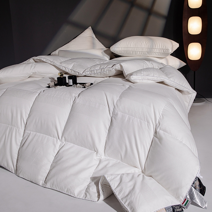 91家纺网 家纺一手货源 找家纺 御眠纺羽绒被壳 厂家直销双层全棉提花羽绒被壳自充绒淘宝京东双层防绒羽绒被壳 南西白