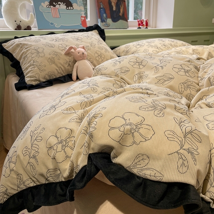 91家纺网 家纺一手货源 找家纺 （总）羚羊语家纺 爆款2025轻法式赫本风灯芯绒四件套小香风提花立体韩版花边牛奶绒三件套珊瑚法莱绒灯芯绒单被套-实拍风