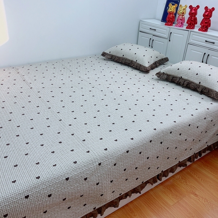 91家纺网 家纺一手货源 找家纺 暖居 2024新款纯棉绗缝夹棉榻榻米支持定制防滑全棉印花小碎花农村大炕盖三件套系列 雅格