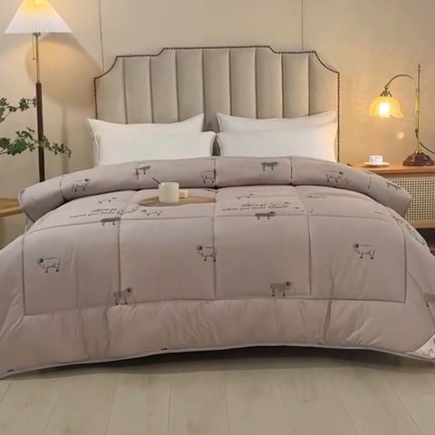 91家纺网 家纺一手货源 找家纺 2025新款亲肤舒适精品澳洲羊毛被冬被被子被芯 羊毛被高级咖