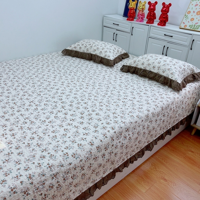 91家纺网 家纺一手货源 找家纺 暖居 2024新款纯棉绗缝夹棉榻榻米支持定制防滑全棉印花小碎花农村大炕盖三件套系列 墨尔本