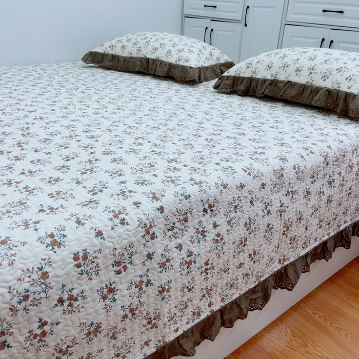 91家纺网 家纺一手货源 找家纺 暖居 2024新款纯棉绗缝夹棉榻榻米支持定制防滑全棉印花小碎花农村大炕盖三件套系列 墨尔本