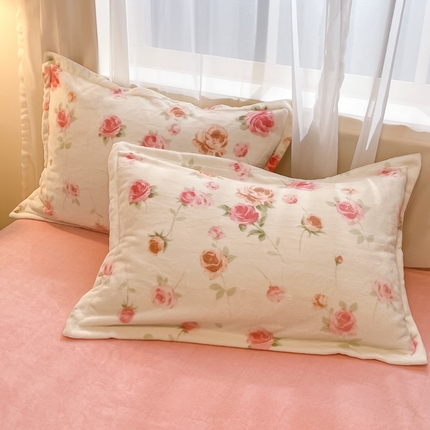 91家纺网 家纺一手货源 找家纺 （总）慕尚家纺 2025牛奶绒床盖床褥被套三件套四件套--单枕套