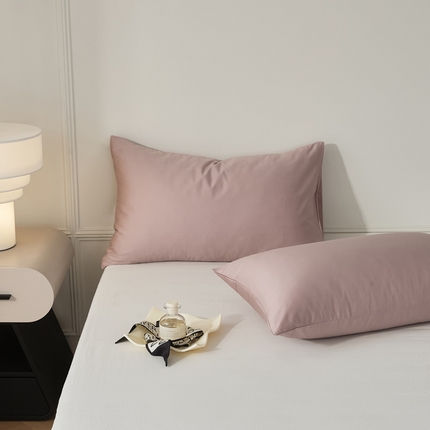 91家纺网 家纺一手货源 找家纺 EH家居 2024新款60支长绒棉纯色单枕套 暗粉色