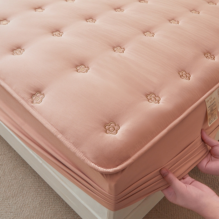 91家纺网 家纺一手货源 找家纺 笠客家纺 2024新款A类母婴级夹棉床笠单件席梦思床垫保护套防滑固定蝴蝶结床罩（买家秀联系我） 花圆豆沙