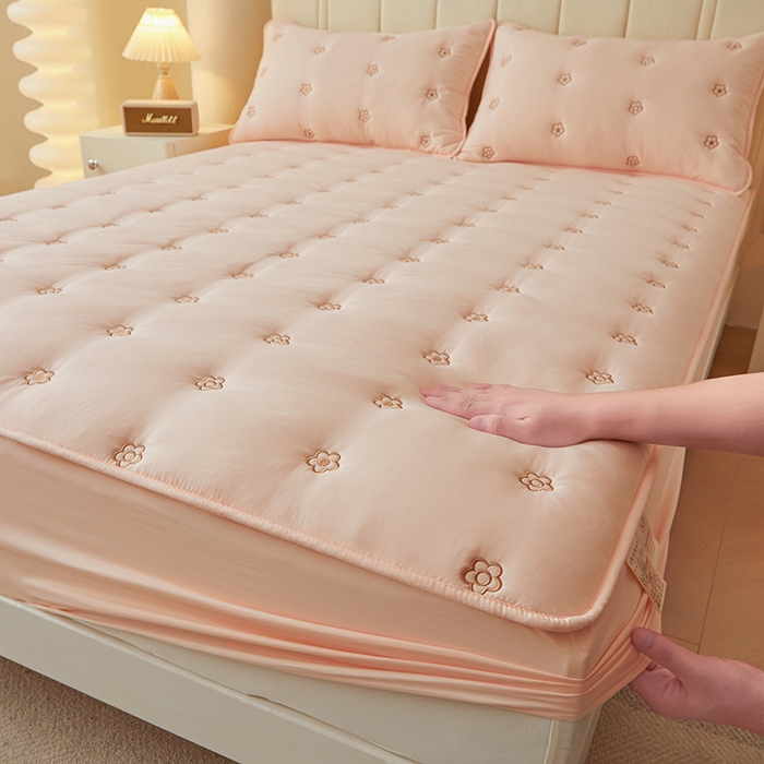 91家纺网 家纺一手货源 找家纺 笠客家纺 2024新款A类母婴级夹棉床笠单件席梦思床垫保护套防滑固定蝴蝶结床罩（买家秀联系我） 花圆玫瑰粉