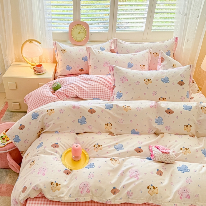 91家纺网 家纺一手货源 找家纺 洺兰家居 2025年新款全棉A类全喷气印花小清新单被套 快乐狗狗