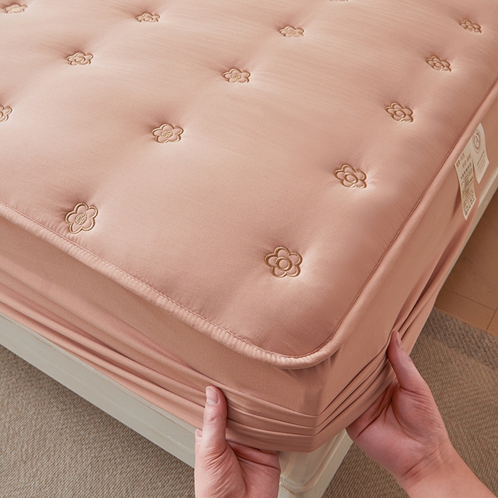 91家纺网 家纺一手货源 找家纺 笠客家纺 2024新款A类母婴级夹棉床笠单件席梦思床垫保护套防滑固定蝴蝶结床罩（买家秀联系我） 花圆豆沙