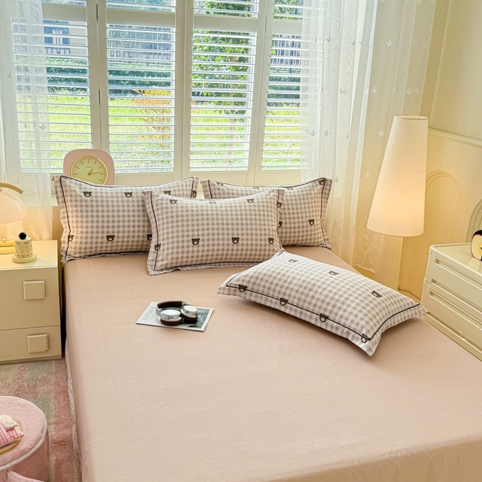 91家纺网 家纺一手货源 找家纺 洺兰家居 2025年新款全棉A类全喷气印花小清新单枕套 熊出没