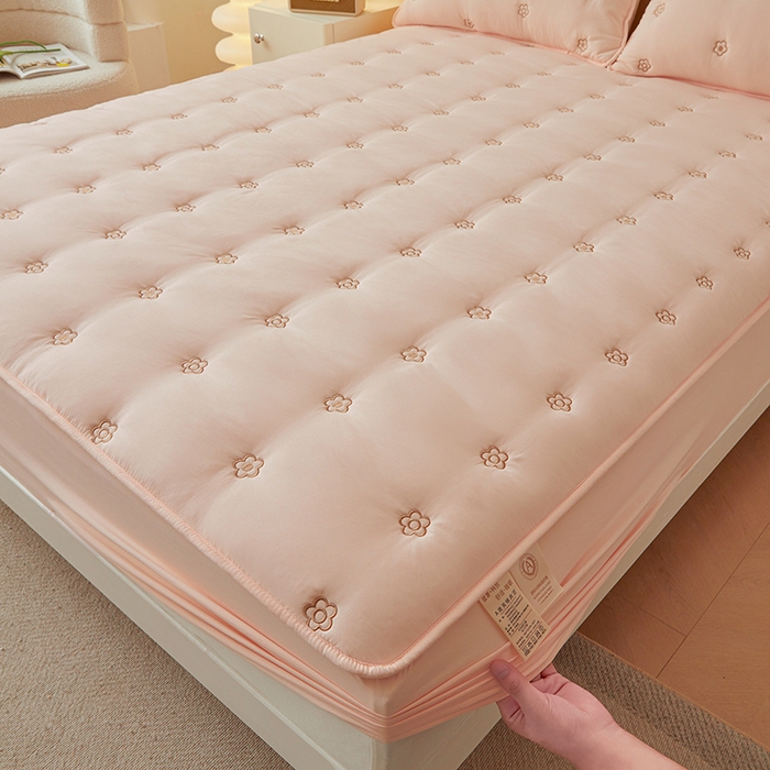 91家纺网 家纺一手货源 找家纺 笠客家纺 2024新款A类母婴级夹棉床笠单件席梦思床垫保护套防滑固定蝴蝶结床罩（买家秀联系我） 花圆玫瑰粉
