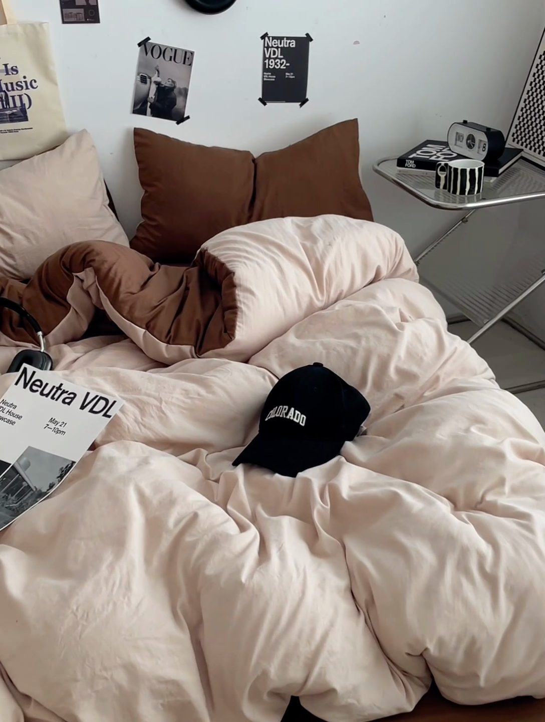 91家纺网 家纺一手货源 找家纺 思诺羽床笠 2025新款高克重微皱双拼水洗棉四件套 美拉德-咖棕