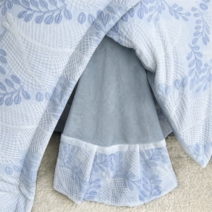 91家纺网 家纺一手货源 找家纺 金喜 2024新款230克AB版雕花牛奶绒加厚四件套-雅风 雅风-雪柳