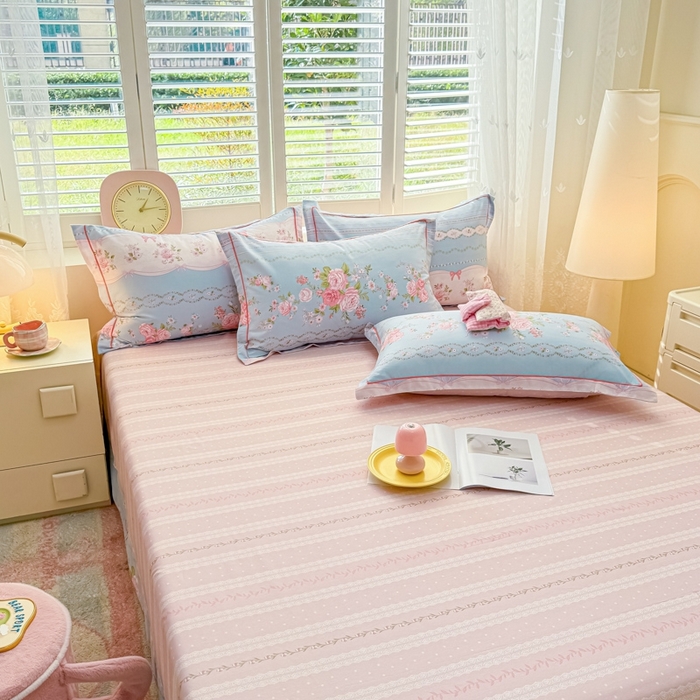 91家纺网 家纺一手货源 找家纺 洺兰家居 2025年新款全棉A类全喷气印花小清新单枕套 嫣然-蓝