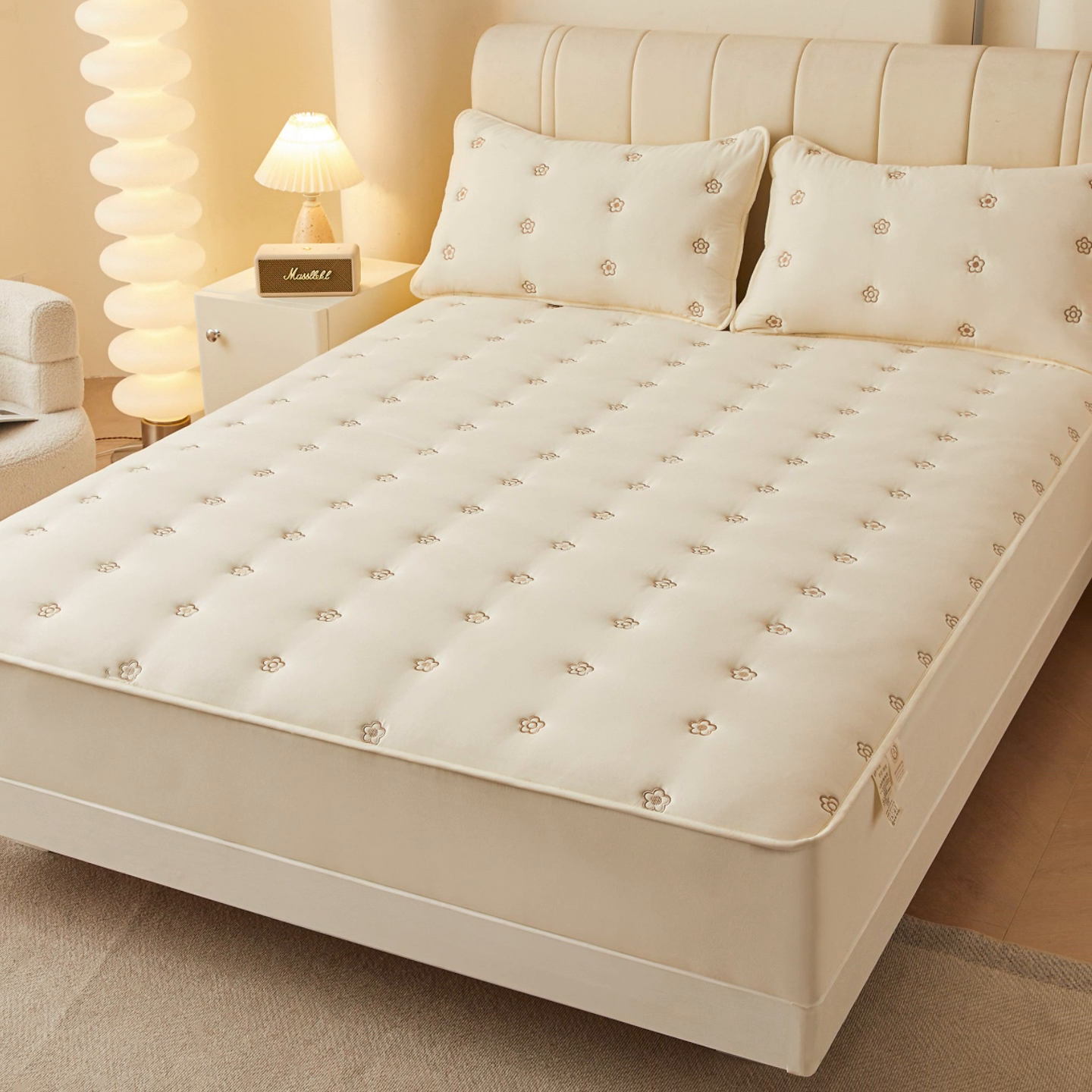 91家纺网 家纺一手货源 找家纺 （总）笠客家纺 2024新款A类母婴级夹棉床笠单件席梦思床垫保护套防滑固定蝴蝶结床罩（买家秀联系我）