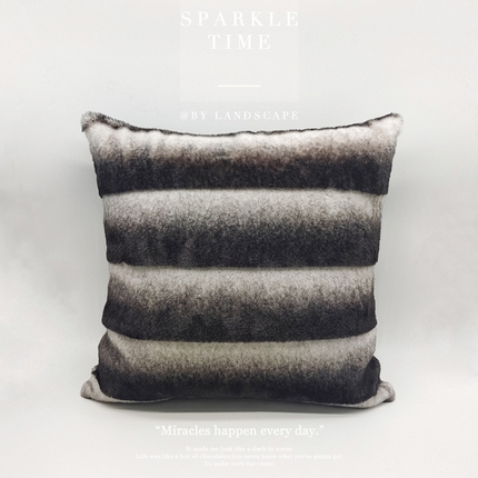 （总）澜屿 居家轻奢1200g金诺绒方抱枕