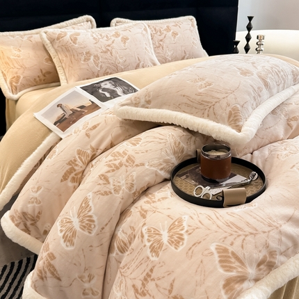 91家纺网 家纺一手货源 找家纺 （总）水云缦 2024新款兔毛包边浮雕绒加厚保暖牛奶绒四件套