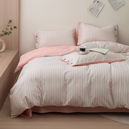 91家纺网 家纺一手货源 找家纺 （总）女子家纺 2024新款色织小提花条纹水洗棉纽扣四件套