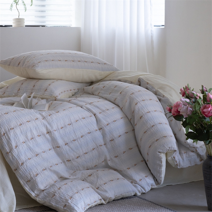 91家纺网 家纺一手货源 找家纺 小春日和 2024新款亲肤柔软提花四件套-加奈 加奈-黄