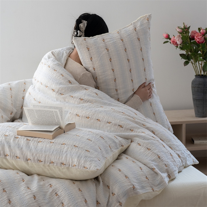 91家纺网 家纺一手货源 找家纺 小春日和 2024新款亲肤柔软提花四件套-加奈 加奈-黄