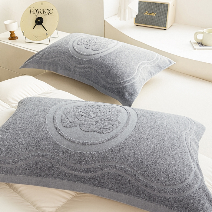 91家纺网 家纺一手货源 找家纺 美宜家 2025新款全棉怀旧老式毛巾圈枕巾一对 盛开浅灰