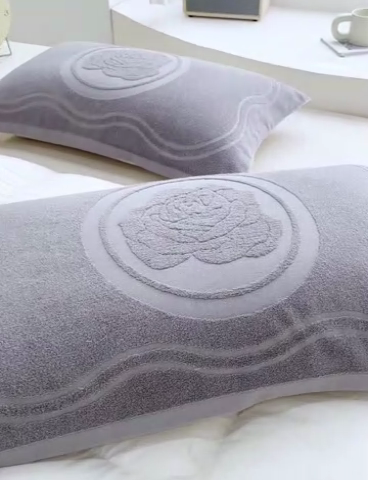 91家纺网 家纺一手货源 找家纺 美宜家 2025新款全棉怀旧老式毛巾圈枕巾一对 盛开浅灰