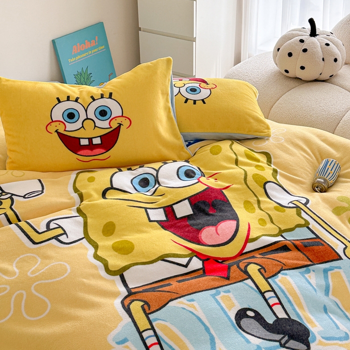 91家纺网 家纺一手货源 找家纺 金爱家 2024新品正版海绵宝宝授权大版卡通平网数码印花加厚高克重牛奶绒系列四件套 咖啡海绵宝宝