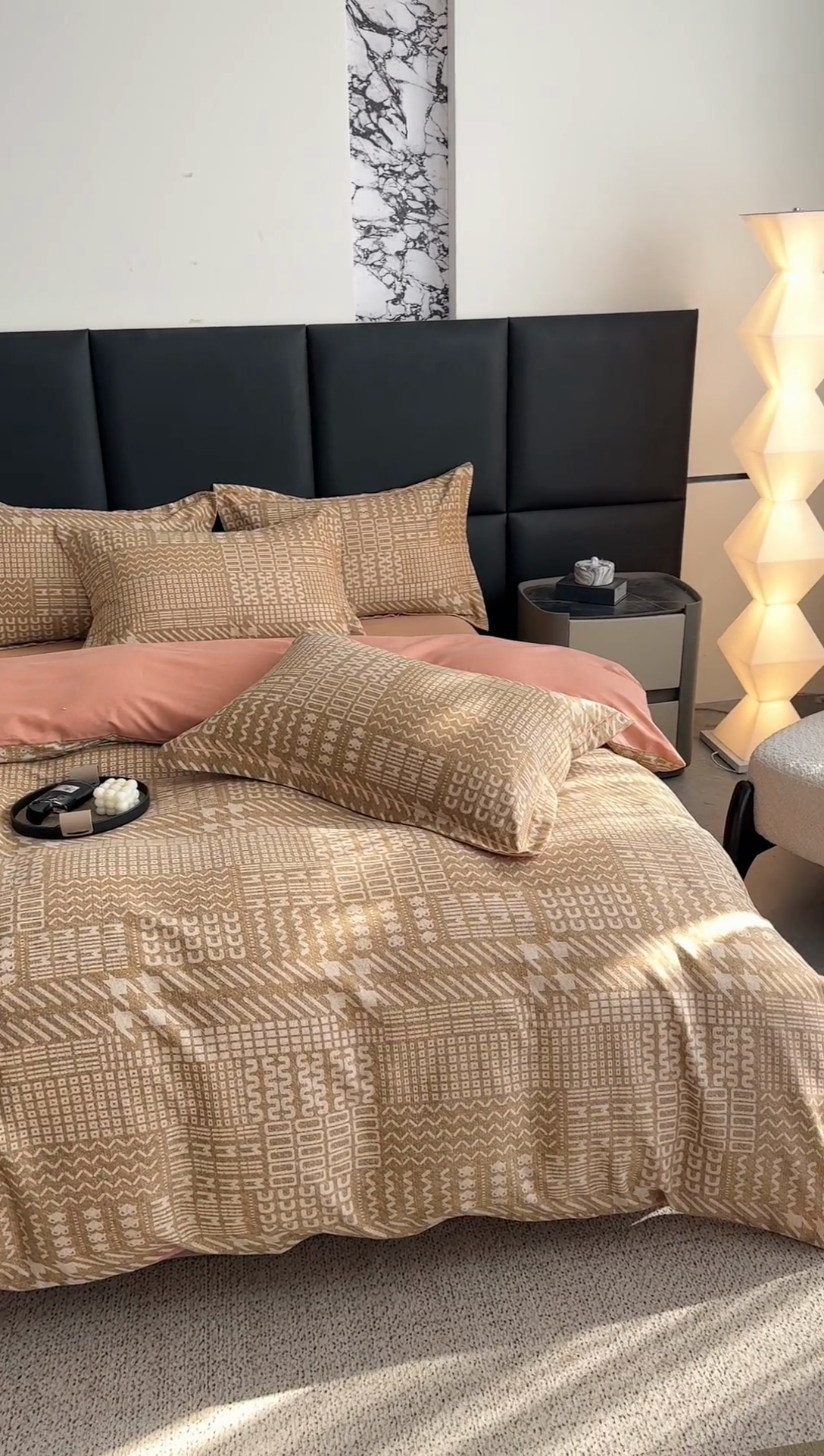 91家纺网 家纺一手货源 找家纺 优品阁 2024新款亲肤舒适全棉磨毛四件套学生三件套系列  罗卡尼亚