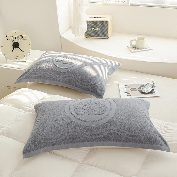 91家纺网 家纺一手货源 找家纺 美宜家 2025新款全棉怀旧老式毛巾圈枕巾一对 盛开浅灰