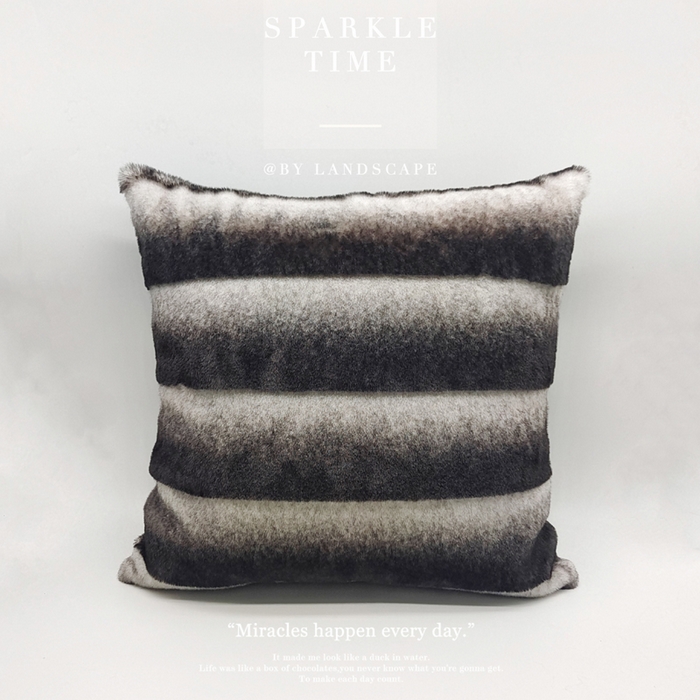 91家纺网 家纺一手货源 找家纺 澜屿 居家轻奢1200g金诺绒方抱枕 黑色