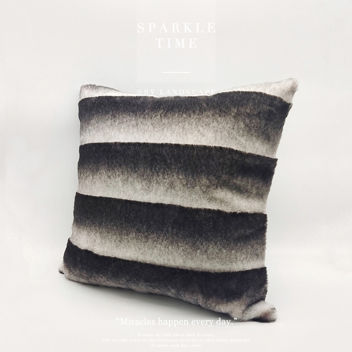 91家纺网 家纺一手货源 找家纺 澜屿 居家轻奢1200g金诺绒方抱枕 黑色