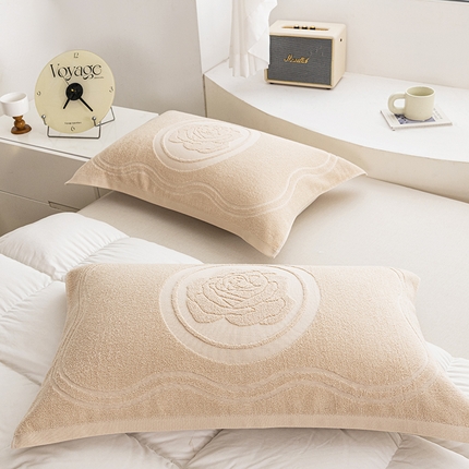 91家纺网 家纺一手货源 找家纺 美宜家 2025新款全棉怀旧老式毛巾圈枕巾一对 盛开浅灰