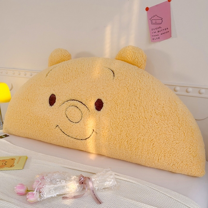 91家纺网 家纺一手货源 找家纺 乐坊 2024新款羊羔绒牛奶绒床头大靠背 小黄熊