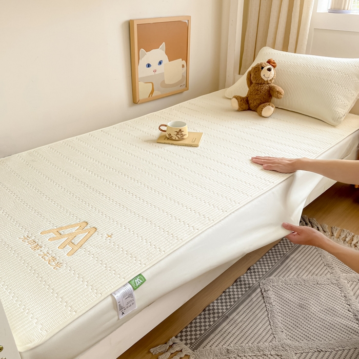 91家纺网 家纺一手货源 找家纺 芬晴家纺 2024新款A类母婴级大豆床笠学生款-奇趣 奇趣-米白