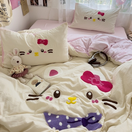 91家纺网 家纺一手货源 找家纺 2024新款水洗棉毛巾绣四件套系列 晚安猫咪芝士