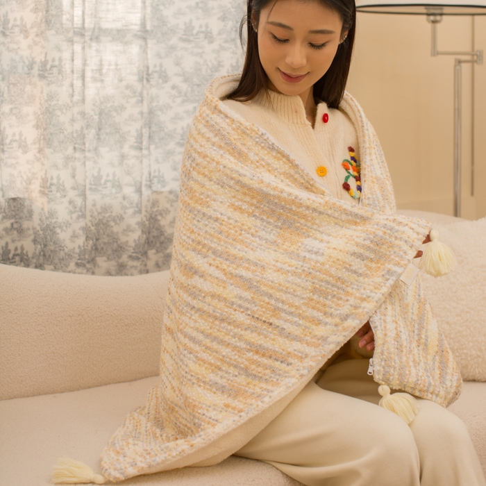 91家纺网 家纺一手货源 找家纺 潮邦创意家居 2025新款小香风暖阳绒披肩毯-小香肩系列（含买家秀） 小香肩迷踪咖