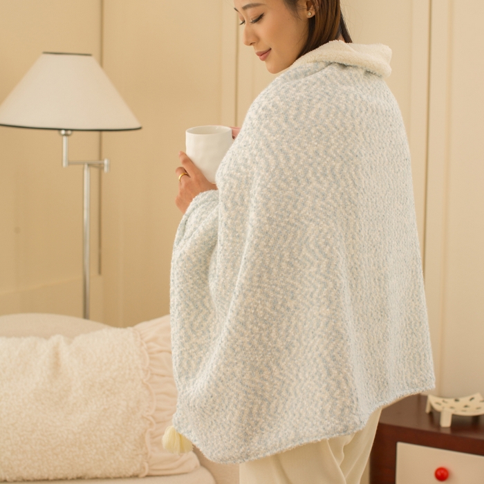 91家纺网 家纺一手货源 找家纺 潮邦创意家居 2025新款小香风暖阳绒披肩毯-小香肩系列（含买家秀） 小香肩肌理蓝