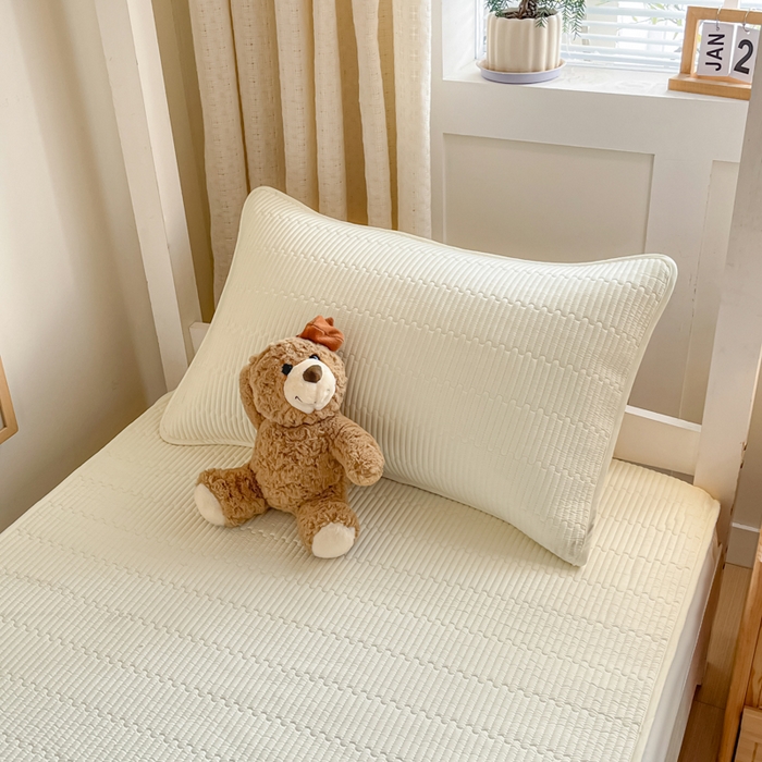 91家纺网 家纺一手货源 找家纺 芬晴家纺 2024新款A类母婴级大豆床笠学生款-奇趣 奇趣-米白