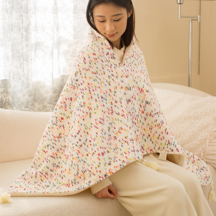 91家纺网 家纺一手货源 找家纺 潮邦创意家居 2025新款小香风暖阳绒披肩毯-小香肩系列（含买家秀） 小香肩多巴胺彩呢