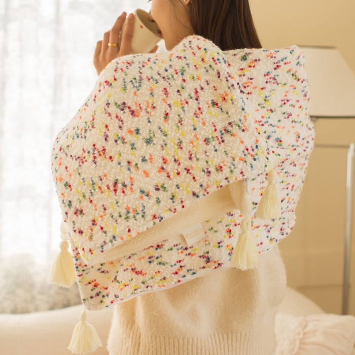 91家纺网 家纺一手货源 找家纺 潮邦创意家居 2025新款小香风暖阳绒披肩毯-小香肩系列（含买家秀） 小香肩多巴胺彩呢