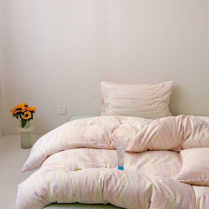 91家纺网 家纺一手货源 找家纺 2025新款A类ins奶油风卡通全棉双层纱系列四件套 彩墨流砂