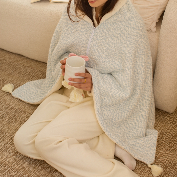 91家纺网 家纺一手货源 找家纺 潮邦创意家居 2025新款小香风暖阳绒披肩毯-小香肩系列（含买家秀） 小香肩肌理蓝