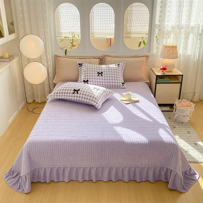 91家纺网 家纺一手货源 找家纺 尚美 2024新款高克重印花花边牛奶绒床盖四件套紫色蝴蝶梦